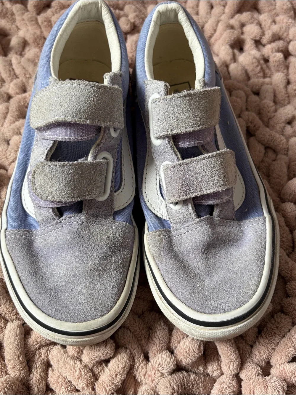 Vans Kids Lilac Velcro Old Skool Sneakers